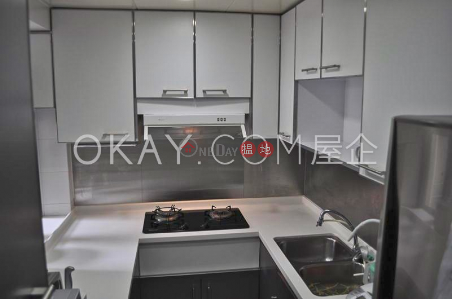 HK$ 17.5M | Excelsior Court Western District, Efficient 3 bedroom on high floor | For Sale