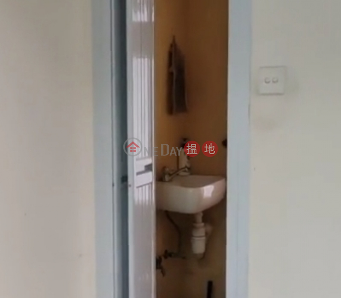 TEL: 98755238 | 22 Lockhart Road | Wan Chai District | Hong Kong Rental HK$ 25,000/ month