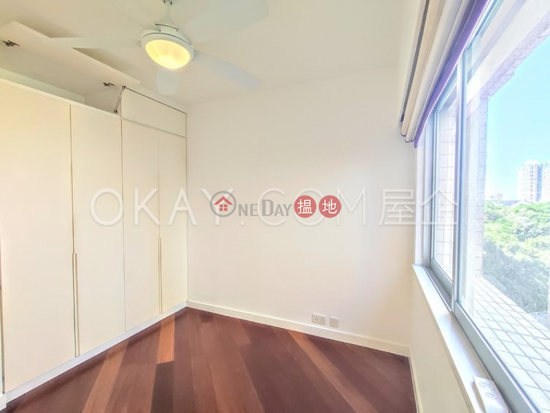 Efficient 4 bedroom with parking | For Sale | Greenview Gardens 景翠園 Sales Listings