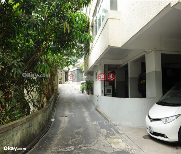 HK$ 57,000/ month Morning Light Apartments, Central District Elegant 3 bedroom in Mid-levels Central | Rental