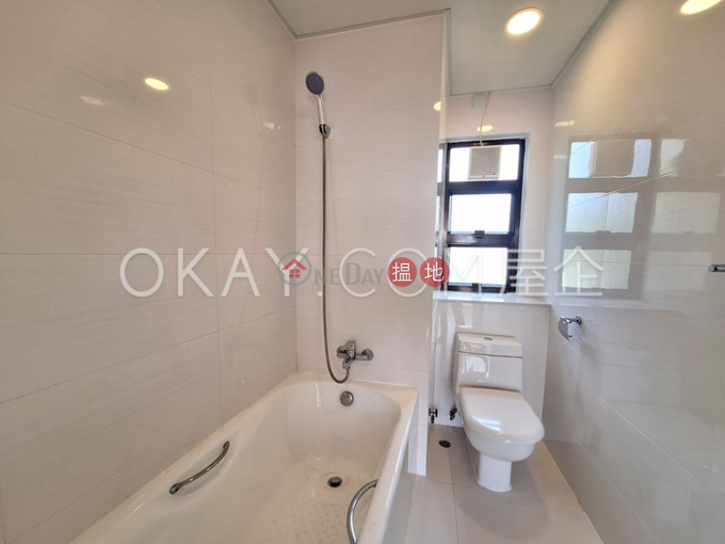 Luxurious 3 bed on high floor with sea views & rooftop | Rental | Jade Beach Villa Block A1-A4 華翠海灣別墅 A1-A4座 Rental Listings