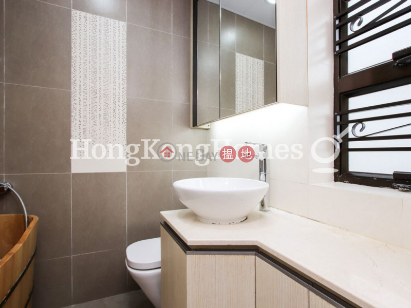 HK$ 37,000/ month | Miramar Villa Wan Chai District, 3 Bedroom Family Unit for Rent at Miramar Villa