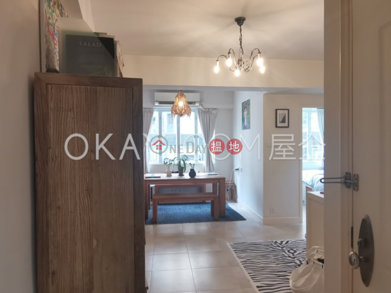 HK$ 6M, 10 New Street, Central District, Intimate 1 bedroom in Sheung Wan | For Sale