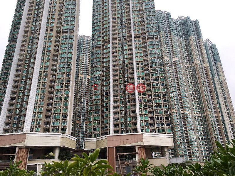 Property Search Hong Kong | OneDay | Residential | Rental Listings | Florence (Tower 1 - R Wing) Phase 1 The Capitol Lohas Park | 3 bedroom High Floor Flat for Rent