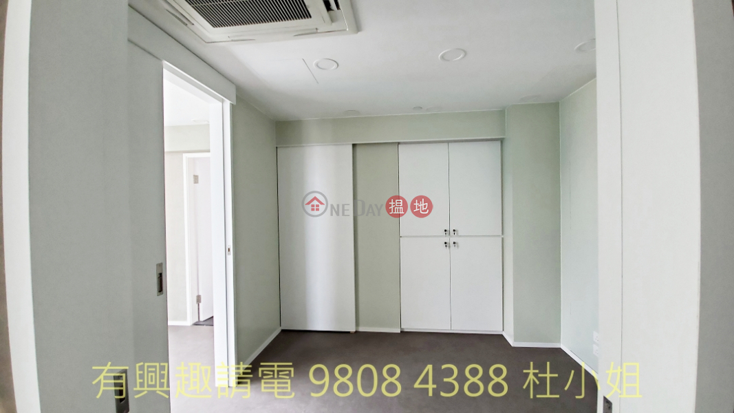 whole floor, SEA VIEW top level with roof, with balcony 7 Hillwood Road | Yau Tsim Mong, Hong Kong Rental HK$ 105,000/ month