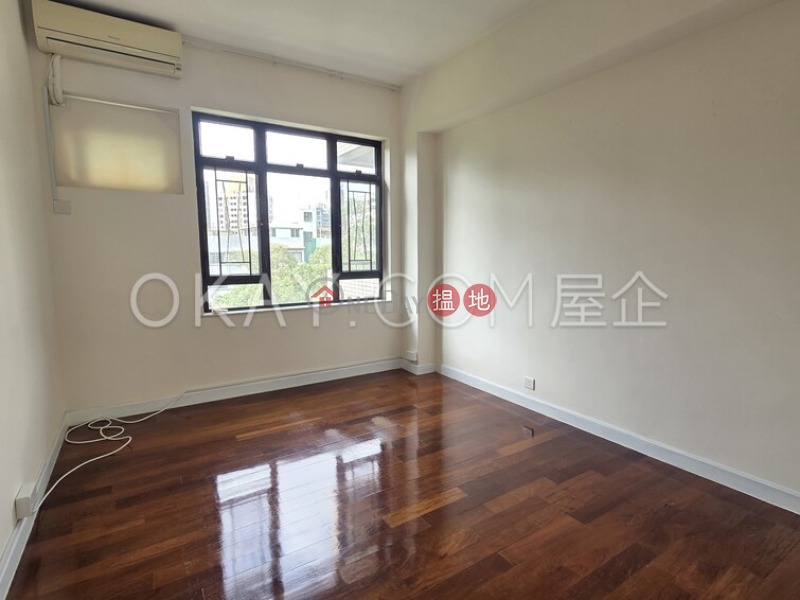 HK$ 60,000/ month, Skyline Mansion Block 1 | Western District | Efficient 3 bedroom with balcony & parking | Rental