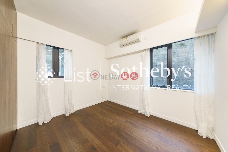 Property for Rent at Magazine Gap Towers with 3 Bedrooms, 15 Magazine Gap Road | Central District | Hong Kong | Rental HK$ 100,000/ month