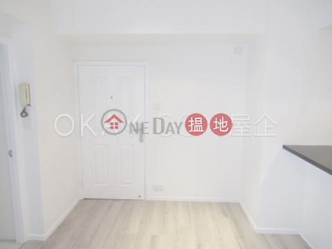 Charming 2 bedroom in Mid-levels West | Rental | Caravan Court 嘉年華閣 _0