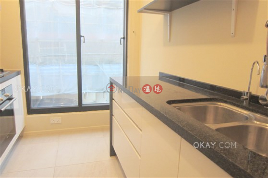 Lovely 2 bedroom with parking | Rental 33 Consort Rise | Western District, Hong Kong | Rental | HK$ 48,000/ month