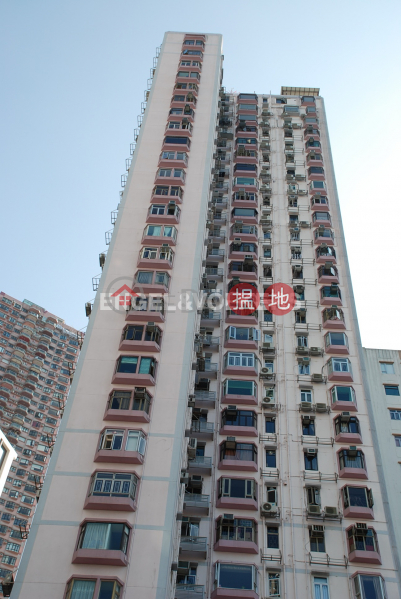 3 Bedroom Family Flat for Sale in Mid Levels West | Kenyon Court 錦翠園 Sales Listings