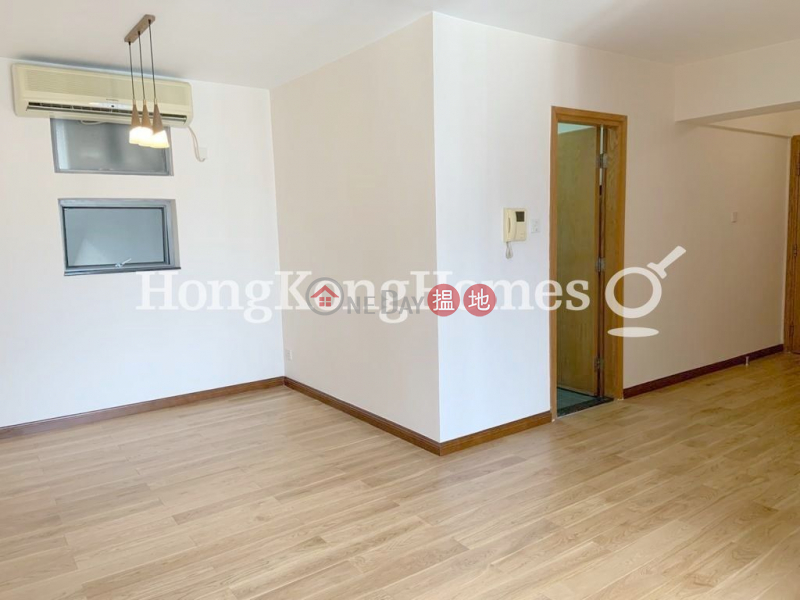 3 Bedroom Family Unit for Rent at Hollywood Terrace, 123 Hollywood Road | Central District, Hong Kong Rental, HK$ 33,000/ month