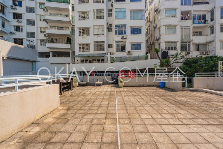 Unique 3 bedroom on high floor with balcony & parking | For Sale | Happy Mansion 快樂大廈 Sales Listings