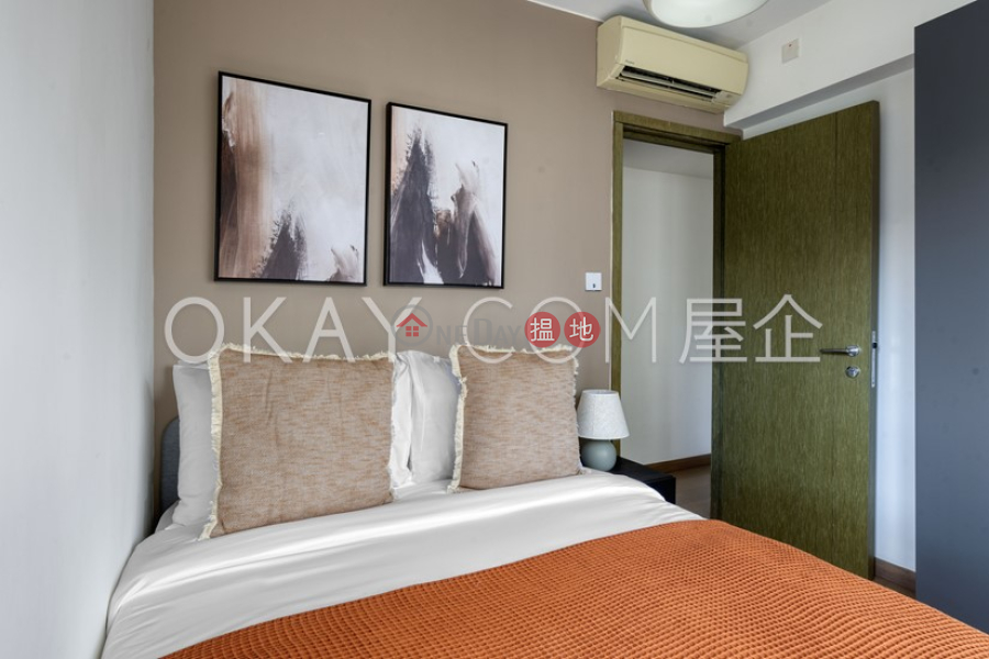 Popular 2 bedroom with balcony | For Sale | Centre Point 尚賢居 Sales Listings