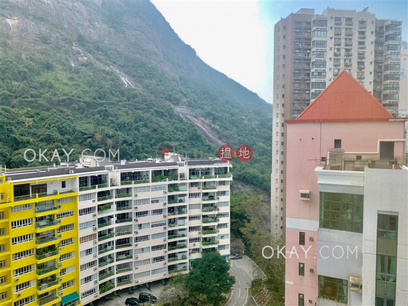 HK$ 33,000/ month, Conduit Tower, Western District | Tasteful 3 bed on high floor with harbour views | Rental