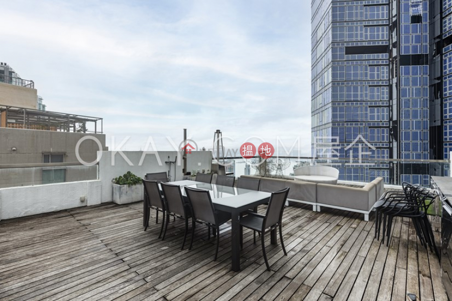 HK$ 39M, Merry Court Western District | Stylish penthouse with rooftop & parking | For Sale