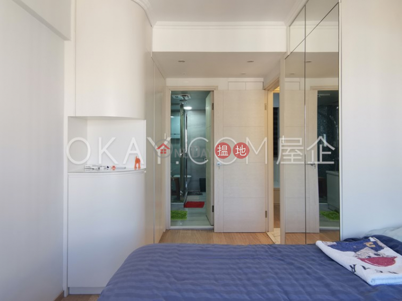 HK$ 19M | Block B Grandview Tower Eastern District Efficient 3 bedroom on high floor with parking | For Sale