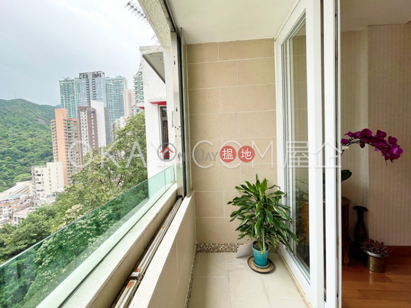 香港搵樓|租樓|二手盤|買樓| 搵地 | 住宅-出售樓盤|3房3廁,連車位,露台偉景大廈出售單位