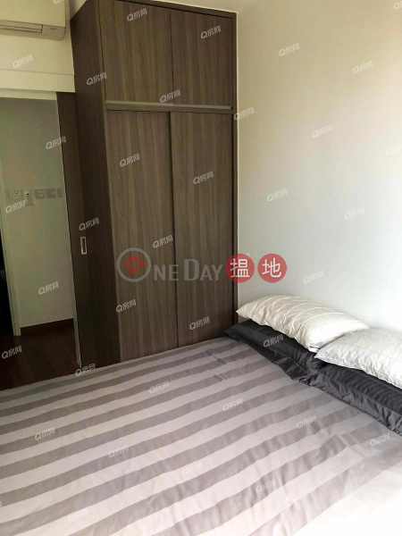 Property Search Hong Kong | OneDay | Residential | Sales Listings, Hillsborough Court | 2 bedroom Mid Floor Flat for Sale