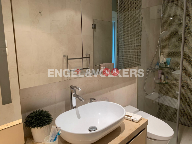 HK$ 52,000/ month, Hillsborough Court | Central District, 2 Bedroom Flat for Rent in Central Mid Levels