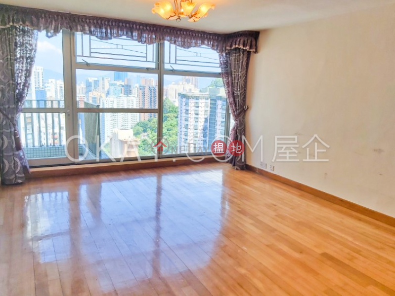 Rare 2 bedroom on high floor with balcony | For Sale | Grand Deco Tower 帝后臺 Sales Listings