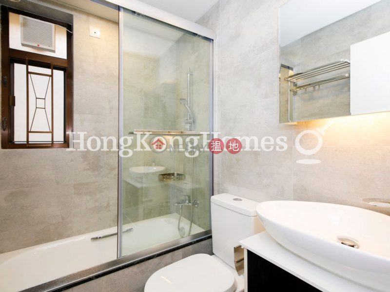 3 Bedroom Family Unit for Rent at Wise Mansion | Wise Mansion 威勝大廈 Rental Listings