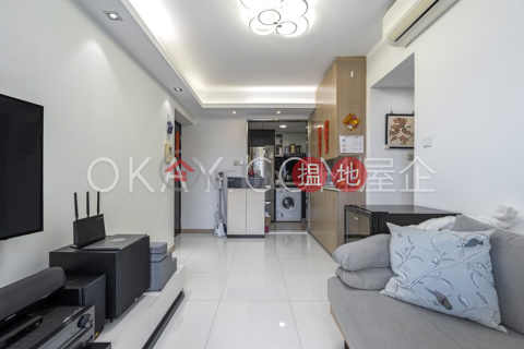 Elegant 2 bedroom with balcony | For Sale | Centre Place 匯賢居 _0