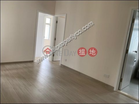 Conveniently location stylish and spacious apt | 安東大廈 Antung Building _0