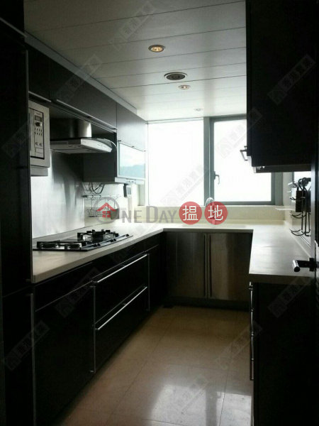 Two bedrooms, one suite, and one study in The Harbourside | 1 Austin Road West | Yau Tsim Mong | Hong Kong Sales HK$ 26M