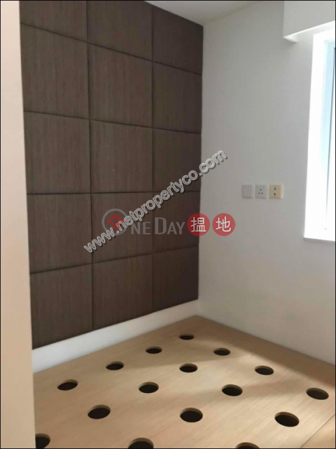 Modernistic Design Apartment with Palatial Terrace | 嘉威閣 Galway Court _0