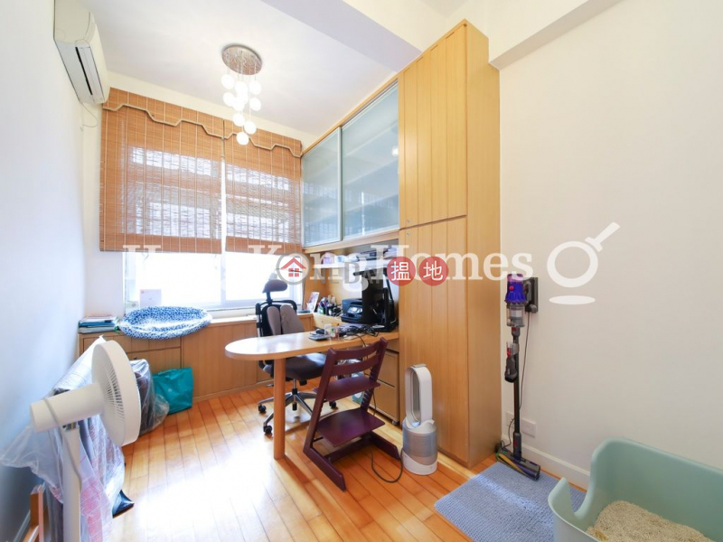 3 Bedroom Family Unit at 1-1A Sing Woo Crescent | For Sale, 1-1A Sing Woo Crescent | Wan Chai District Hong Kong Sales HK$ 20.5M