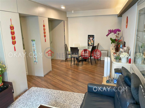 Stylish 2 bedroom with parking | For Sale | Primrose Court 蔚華閣 _0