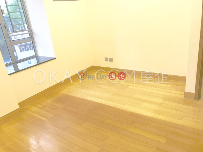 3房2廁,實用率高荷李活華庭出售單位|荷李活華庭(Hollywood Terrace)出售樓盤 (OKAY-S53485)