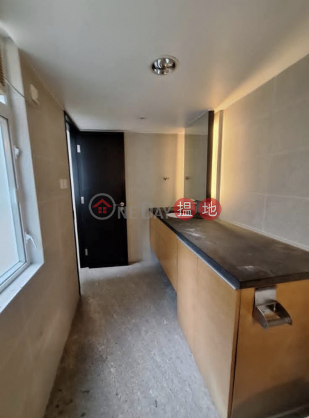 Property Search Hong Kong | OneDay | Residential | Rental Listings | PENTHOUSE FURNISHED STUDIO+ROOFTOP