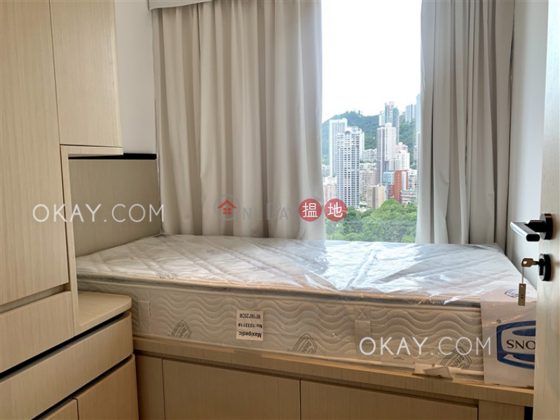 HK$ 60,500/ month, On Fung Building Western District, Efficient 3 bedroom on high floor with balcony | Rental