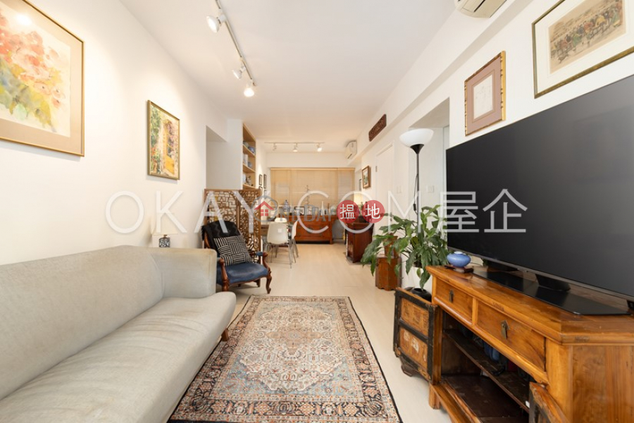 Property Search Hong Kong | OneDay | Residential Sales Listings | Nicely kept 3 bedroom with balcony & parking | For Sale