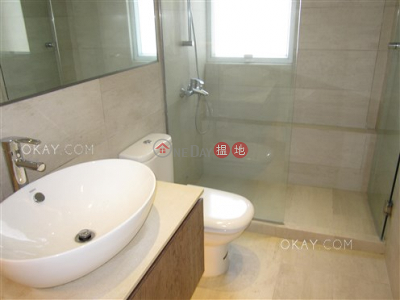 HK$ 18M | Kin Yuen Mansion | Central District Popular 2 bedroom on high floor | For Sale