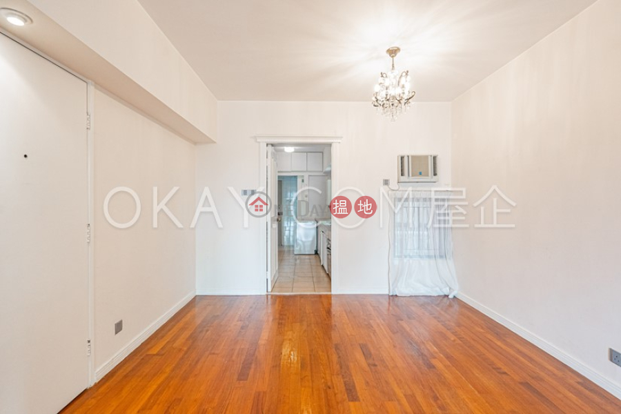 3房2廁,可養寵物,連車位,露台龍騰閣出售單位|龍騰閣(Dragonview Court)出售樓盤 (OKAY-S23239)