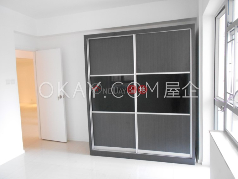 HK$ 45,000/ month, Fairview Mansion, Wan Chai District Tasteful 3 bedroom with balcony | Rental