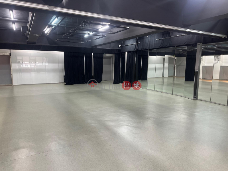 豪華裝修21-33大連排道 | 葵青-香港出租|HK$ 31,600/ 月