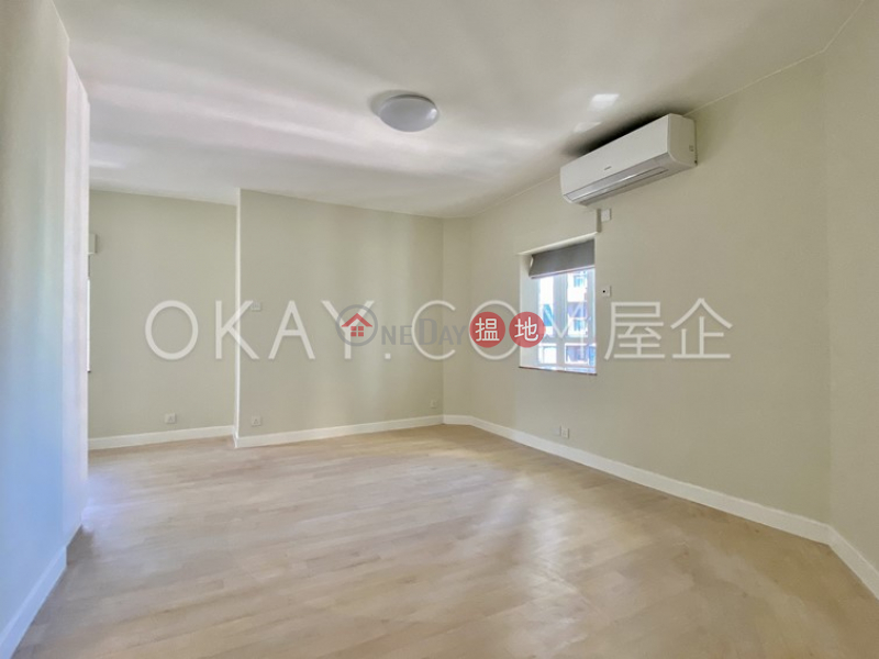 HK$ 65,000/ month | Albron Court, Central District, Efficient 3 bed on high floor with balcony & parking | Rental