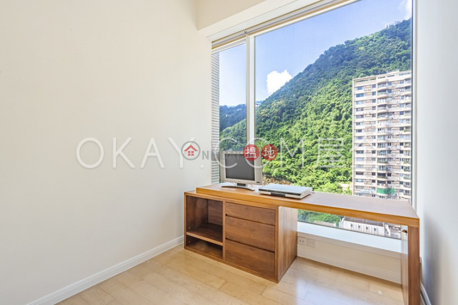 Beautiful 3 bed on high floor with terrace & balcony | For Sale | 18 Conduit Road 干德道18號 Sales Listings