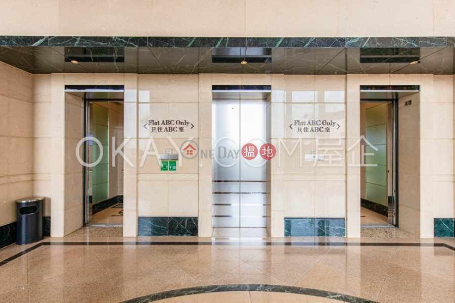 Unique 4 bedroom in Kowloon Station | Rental | Sorrento Phase 2 Block 1 擎天半島2期1座 Rental Listings
