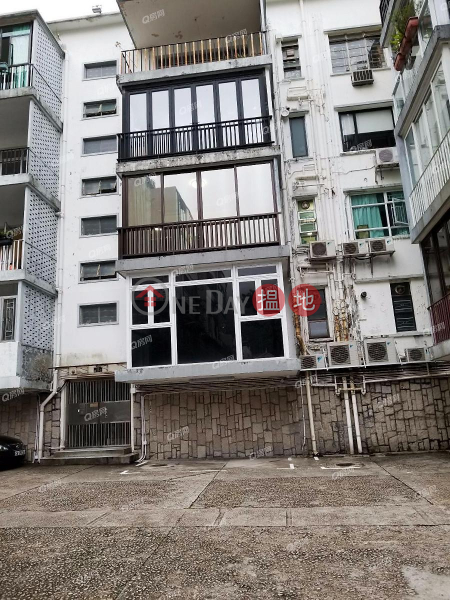 Pine Gardens | 2 bedroom Mid Floor Flat for Sale 11 Broom Road | Wan Chai District | Hong Kong Sales | HK$ 26.8M