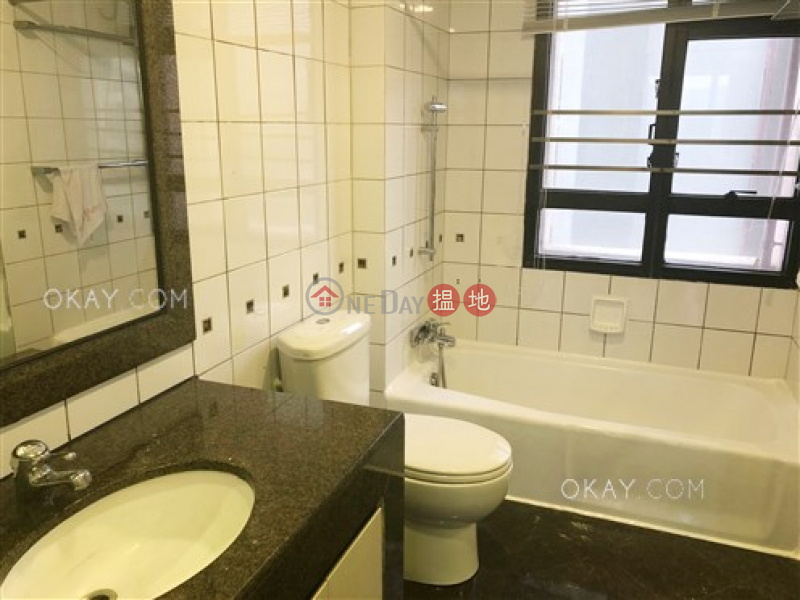 HK$ 58,000/ 月|浪琴園-南區3房2廁,極高層,海景,星級會所《浪琴園出租單位》