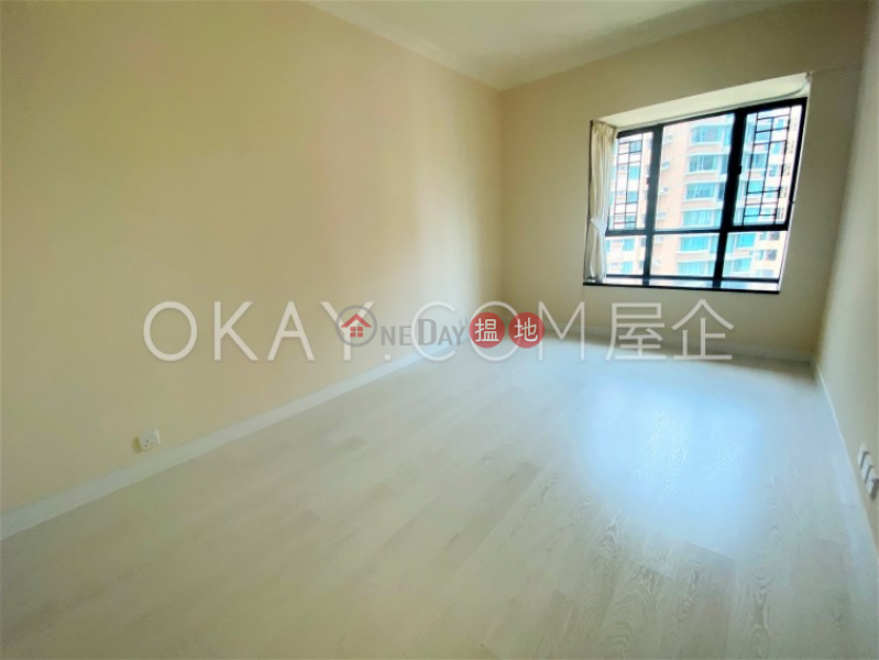 Beautiful 3 bedroom on high floor with parking | For Sale | 17-23 Old Peak Road | Central District, Hong Kong, Sales HK$ 90M