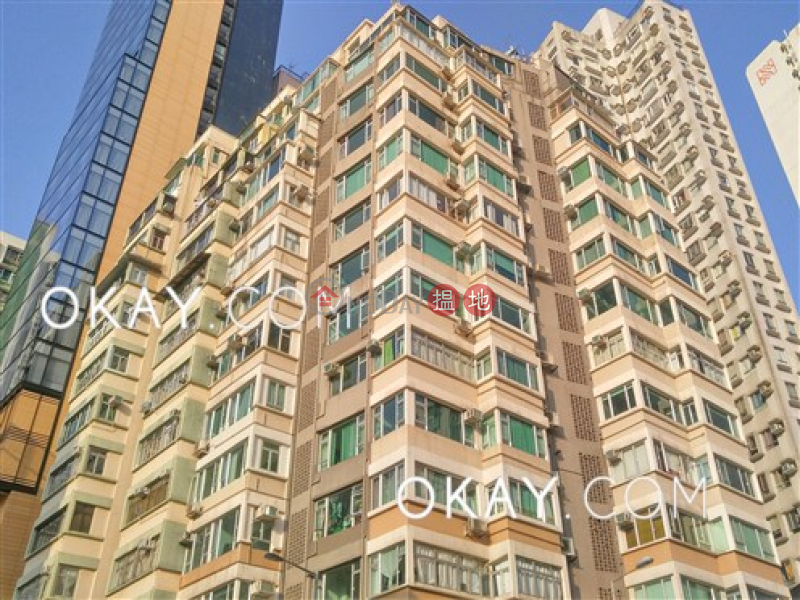 HK$ 33,000/ month Ming Sun Building, Eastern District, Charming 2 bed on high floor with sea views & balcony | Rental