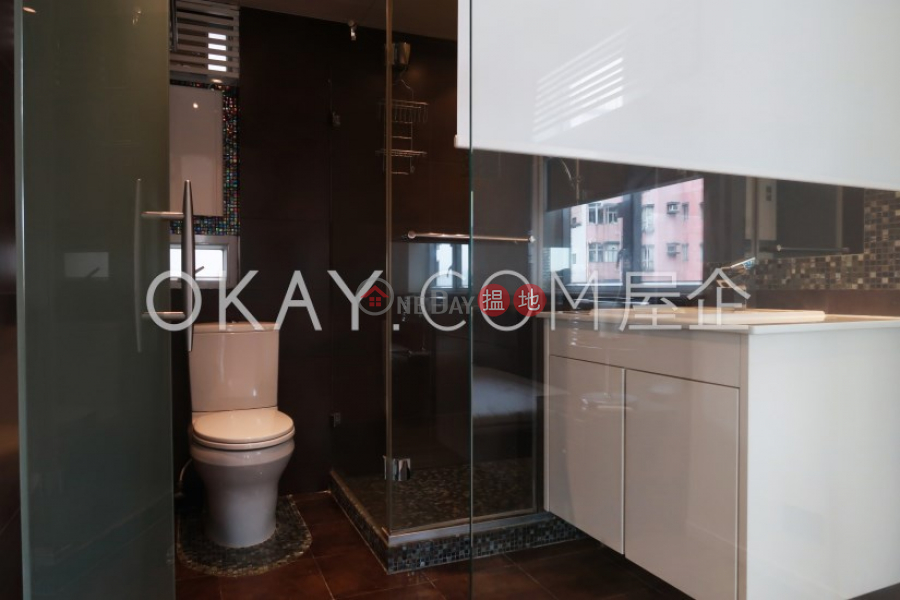 HK$ 39,000/ 月堅都大廈西區2房2廁,實用率高,極高層,連租約發售堅都大廈出租單位