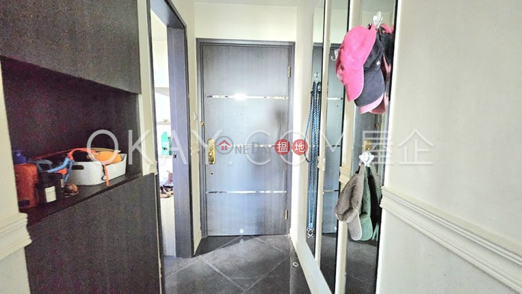 Gorgeous 2 bedroom with balcony | Rental, 2 Park Road 柏道2號 Rental Listings | Western District (OKAY-R57703)