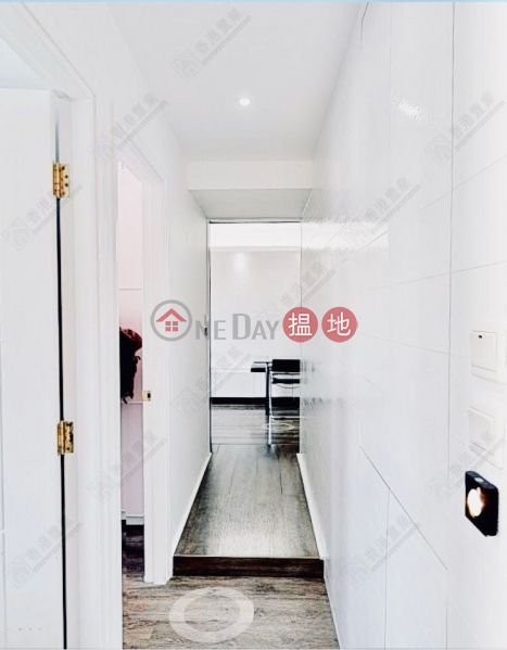 HK$ 35M The Arch Star Tower (Tower 2) | Yau Tsim Mong | Three bedrooms, one apartment, multi-purpose in THE ARCH