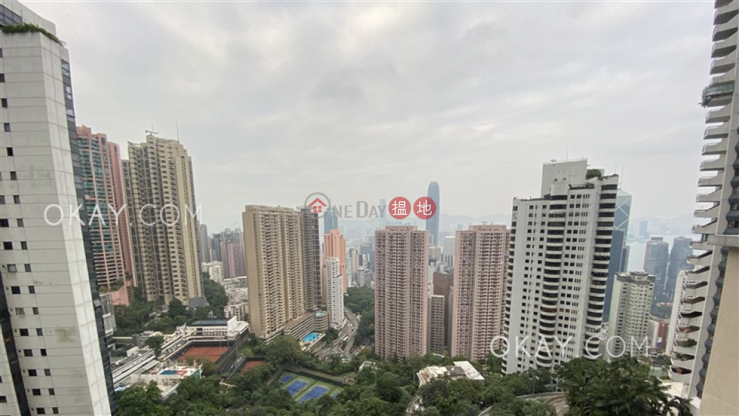 HK$ 140,000/ month Branksome Grande | Central District, Luxurious 3 bedroom with balcony | Rental